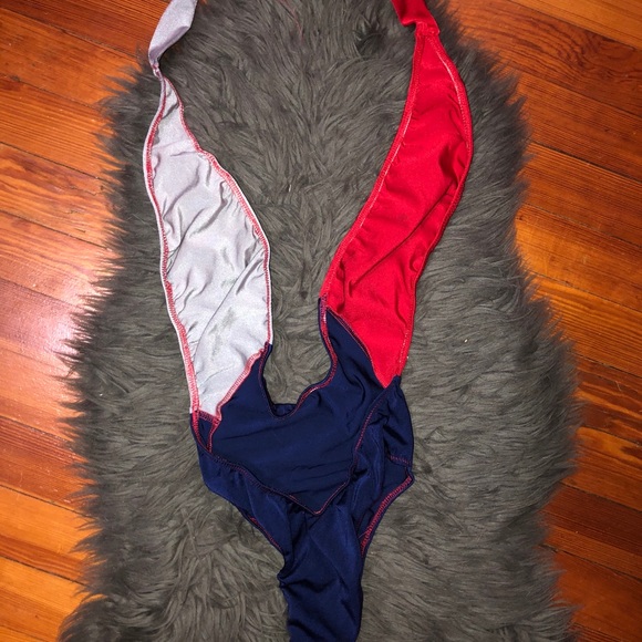 One piece bikini - Picture 2 of 5